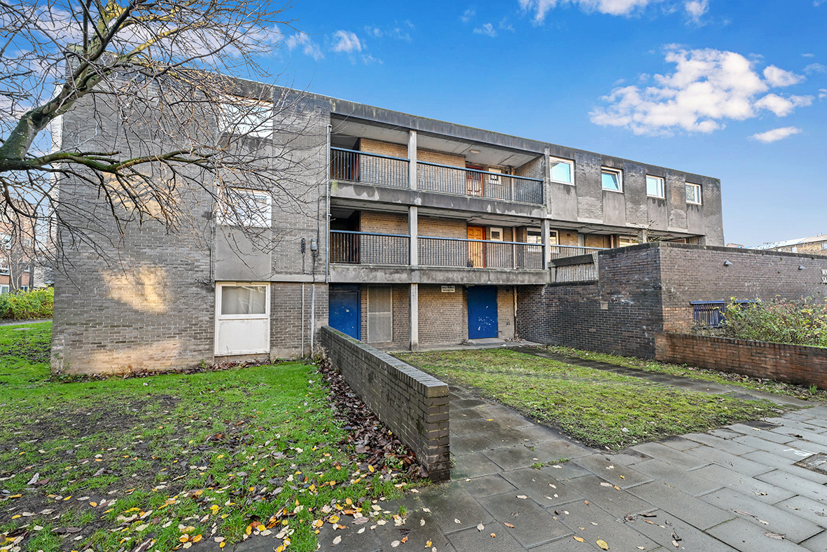 3/5 Giles Street, Edinburgh, EH6 6DJ