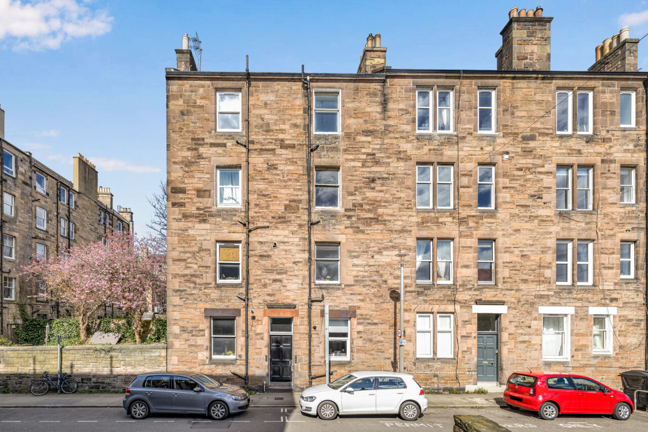 48 (2F1) Jordan Lane, Edinburgh, EH10 4QX