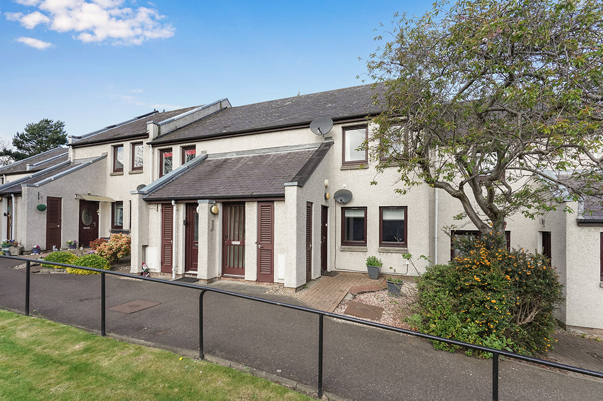 4 Pilrig House Close, Edinburgh, EH6 5RF